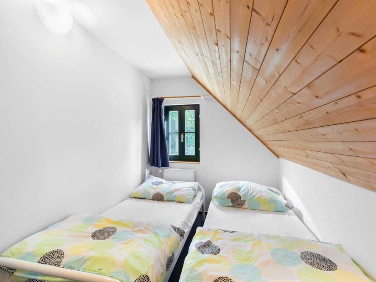 Holiday Home Holiday Hill 33 By Interhome Cista  エクステリア 写真