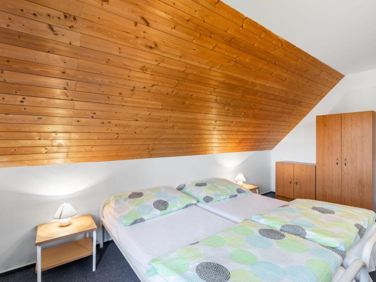 Holiday Home Holiday Hill 33 By Interhome Cista  エクステリア 写真