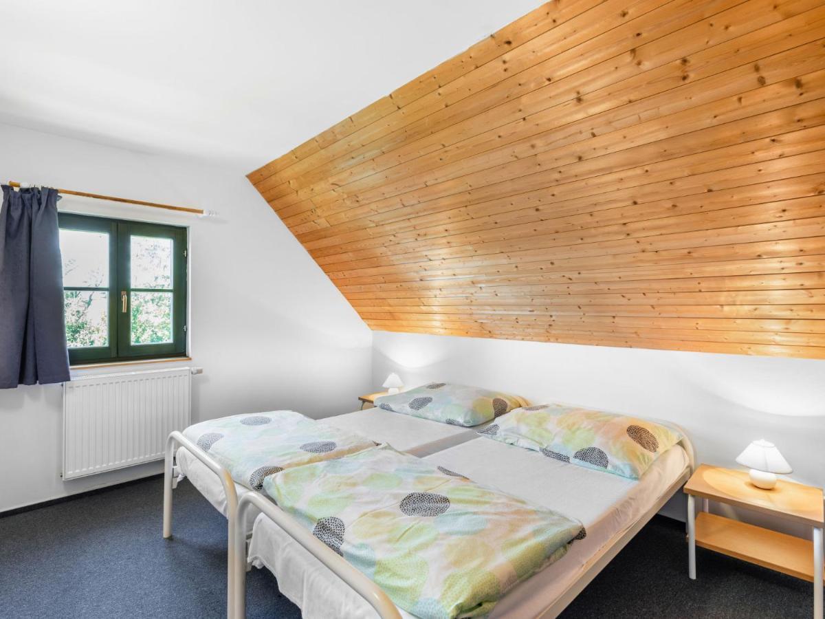 Holiday Home Holiday Hill 33 By Interhome Cista  エクステリア 写真