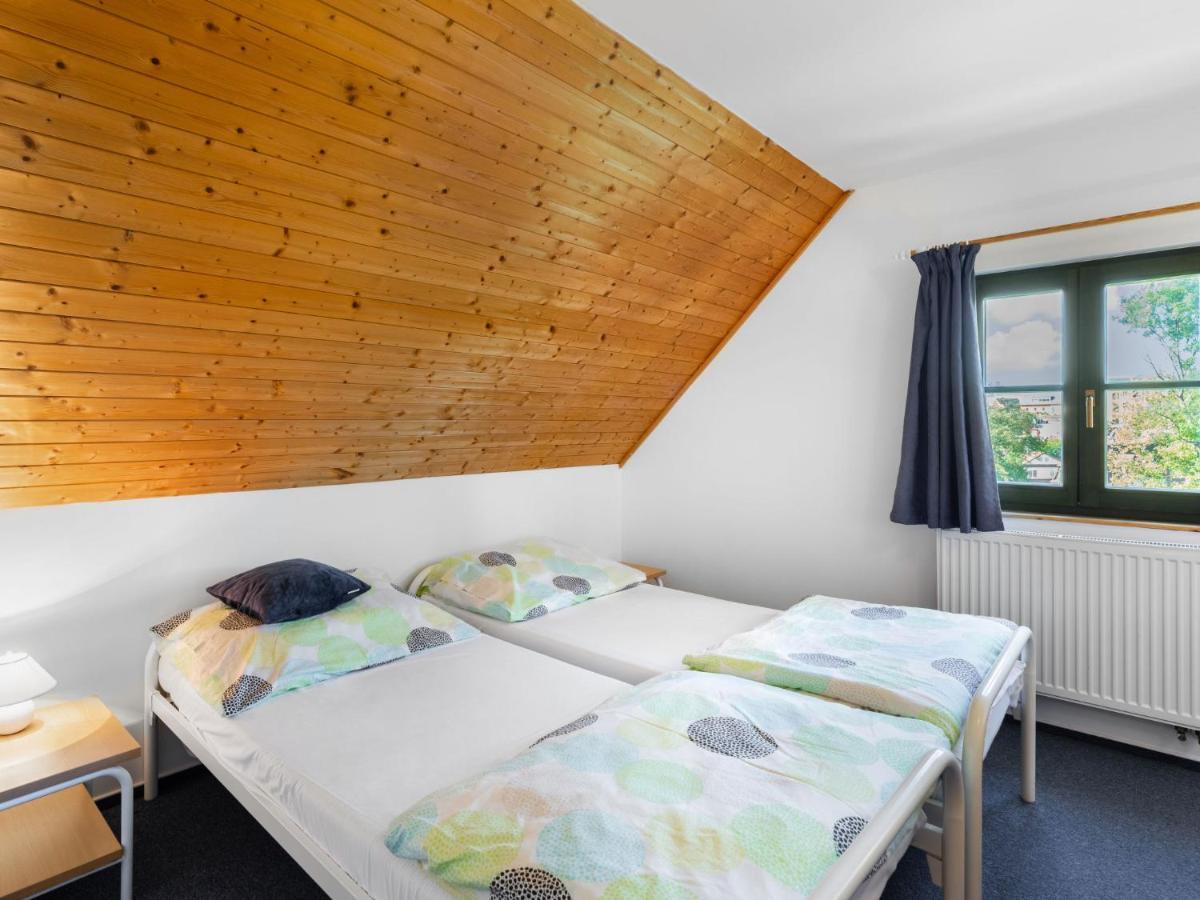 Holiday Home Holiday Hill 33 By Interhome Cista  エクステリア 写真